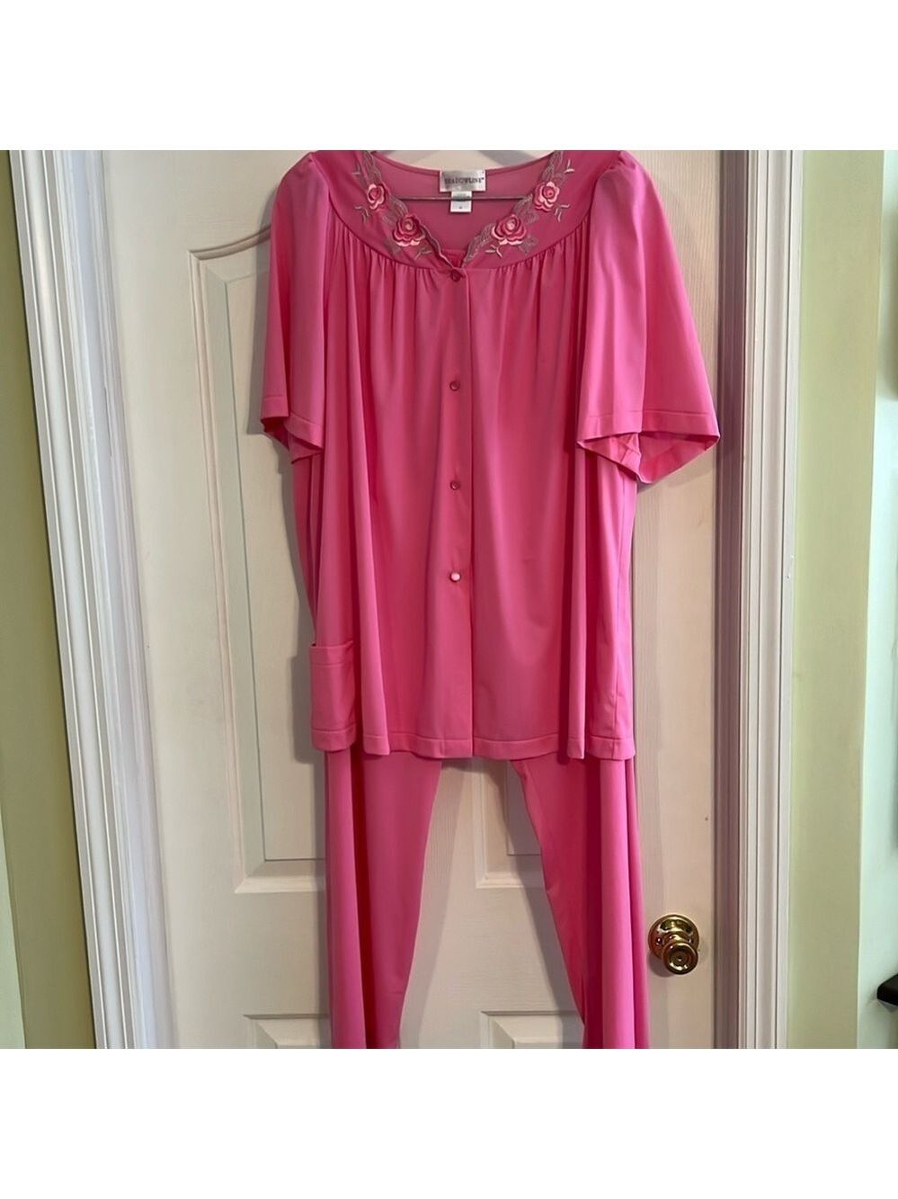 Shadowline pajamas, pink, embroidered neckline. Size 42-New-no tags